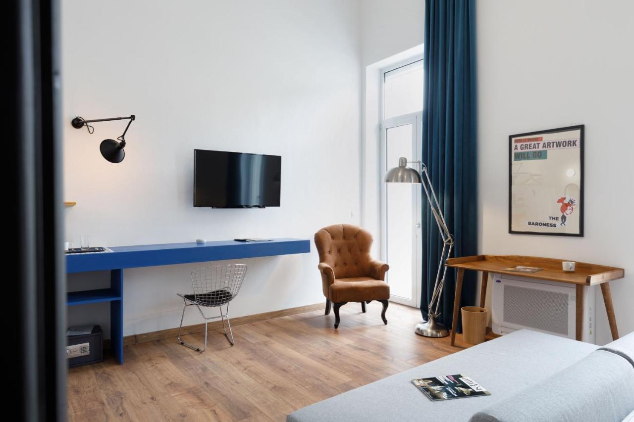 The Baroness Apartment Kalamata Bagian luar foto