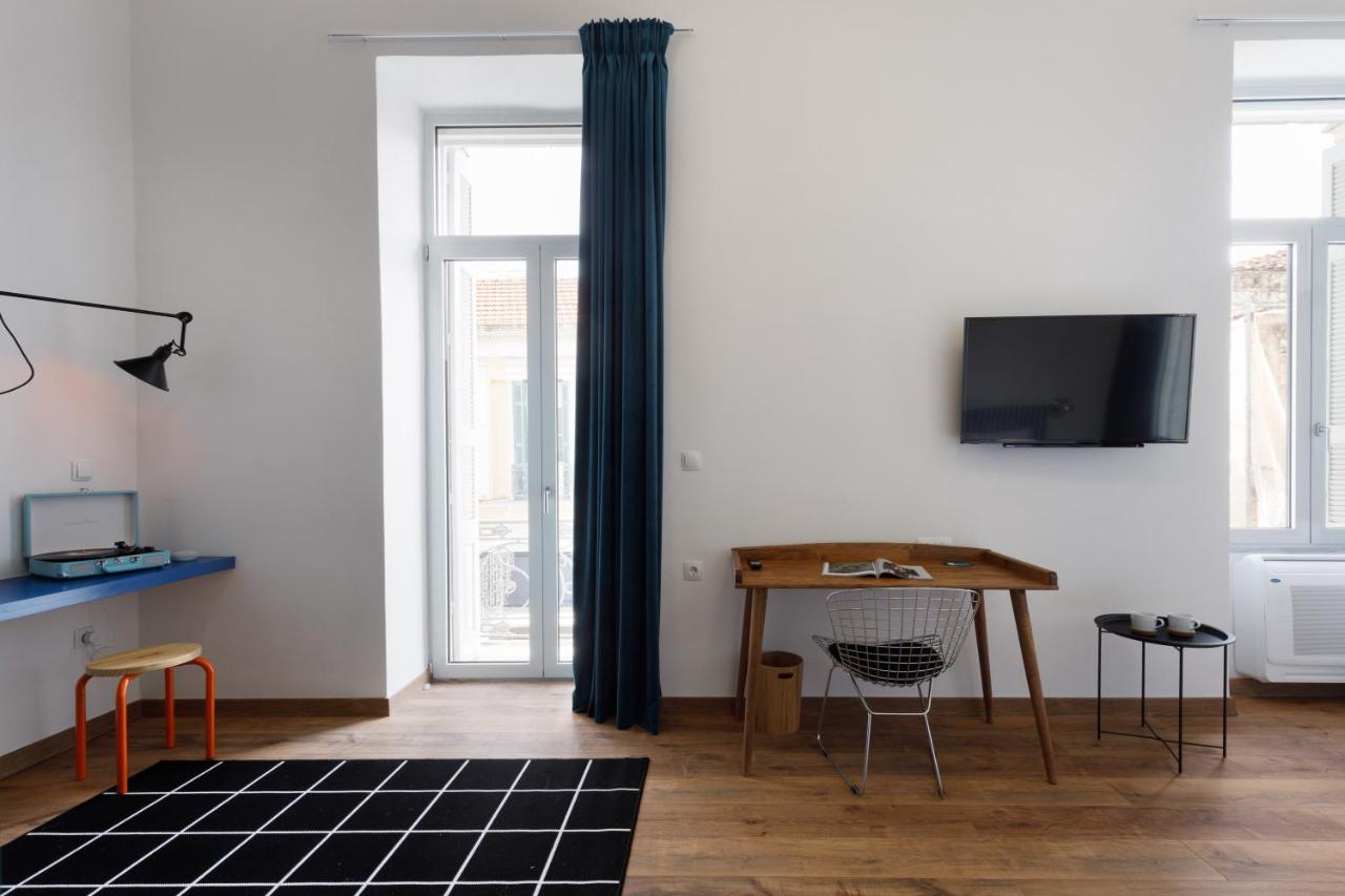 The Baroness Apartment Kalamata Bagian luar foto