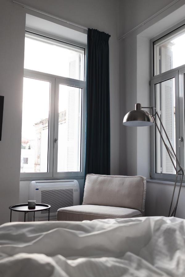 The Baroness Apartment Kalamata Bagian luar foto